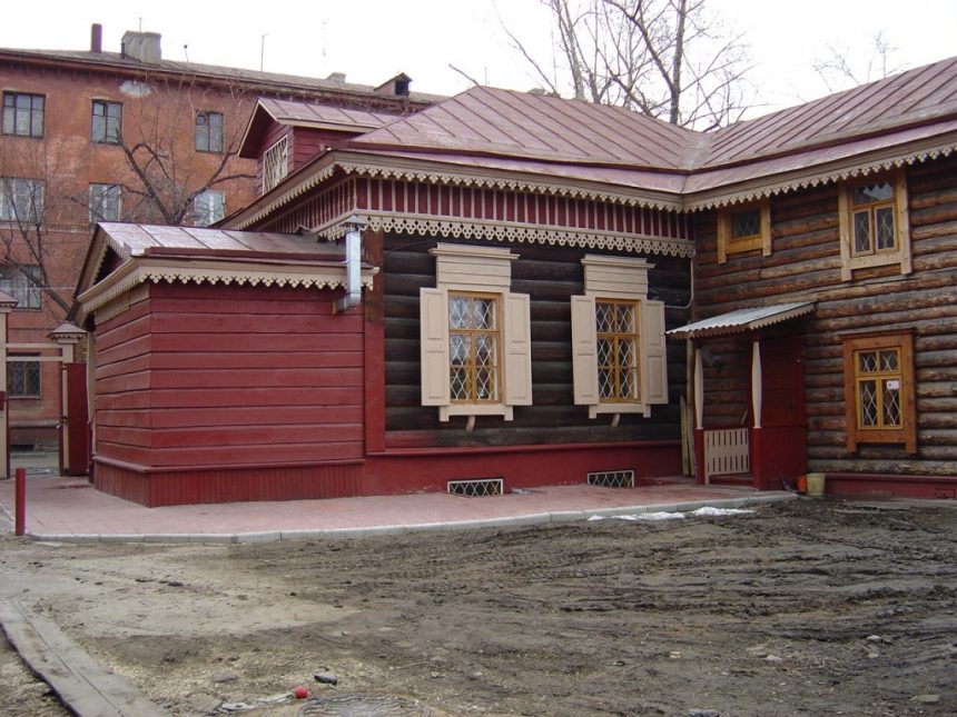 Шестнадцать домов в центре Иркутска включили в реестр культурного наследия