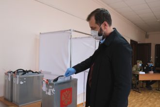 Спикер Заксобрания Приангарья проголосовал на выборах губернатора