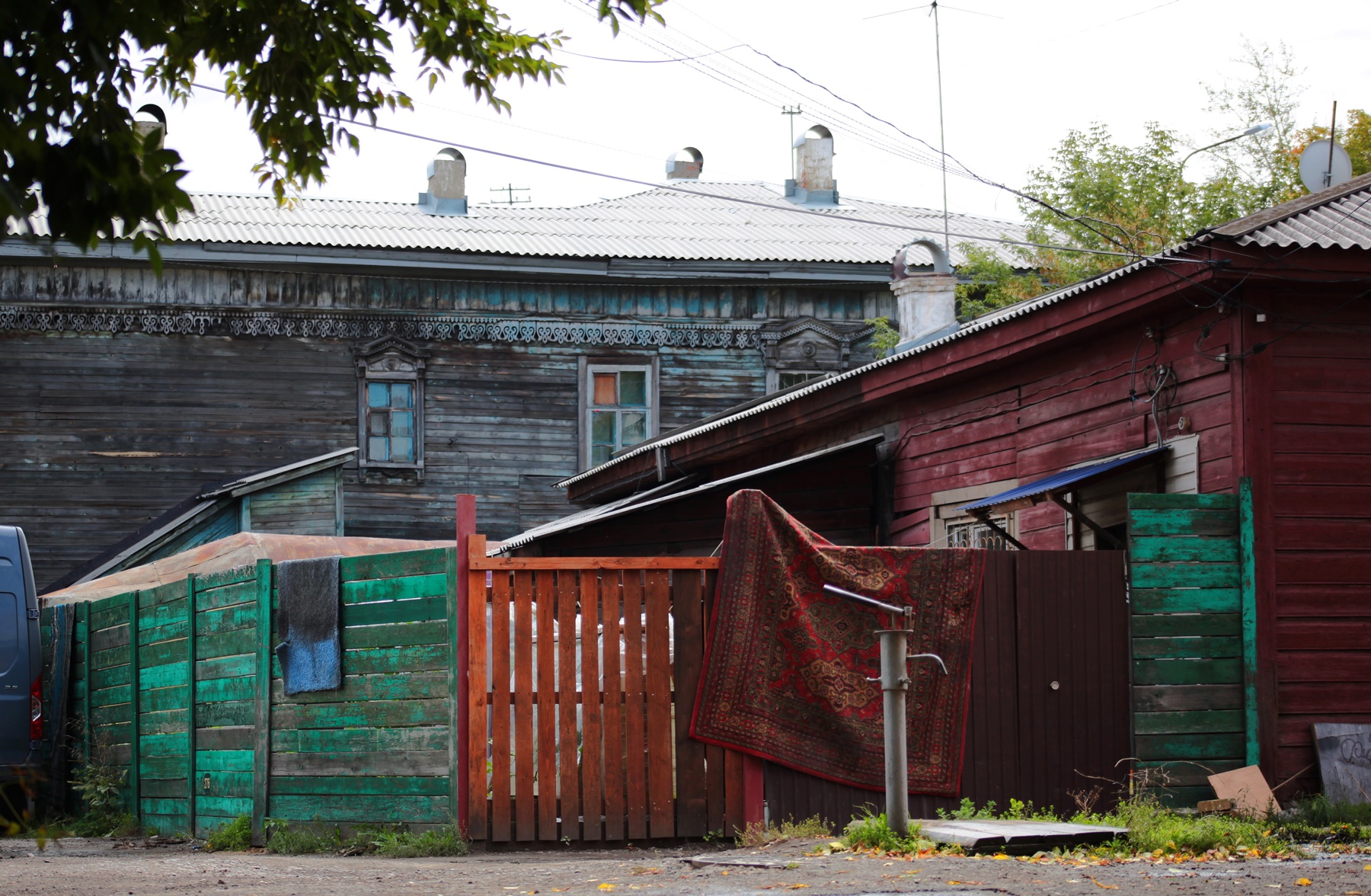 Улица Бабушкина в Иркутске - маленькое село большого города