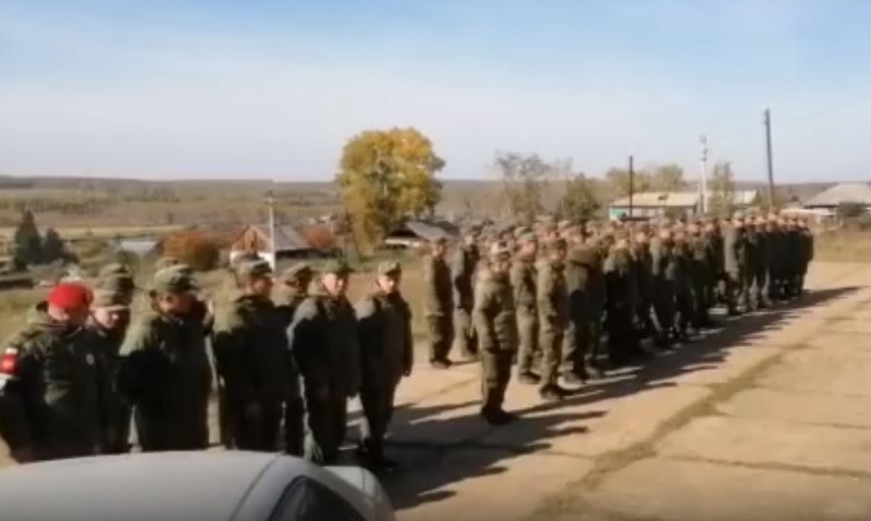 Военные присоединились к поискам пропавшего ребенка в Куйтунском районе