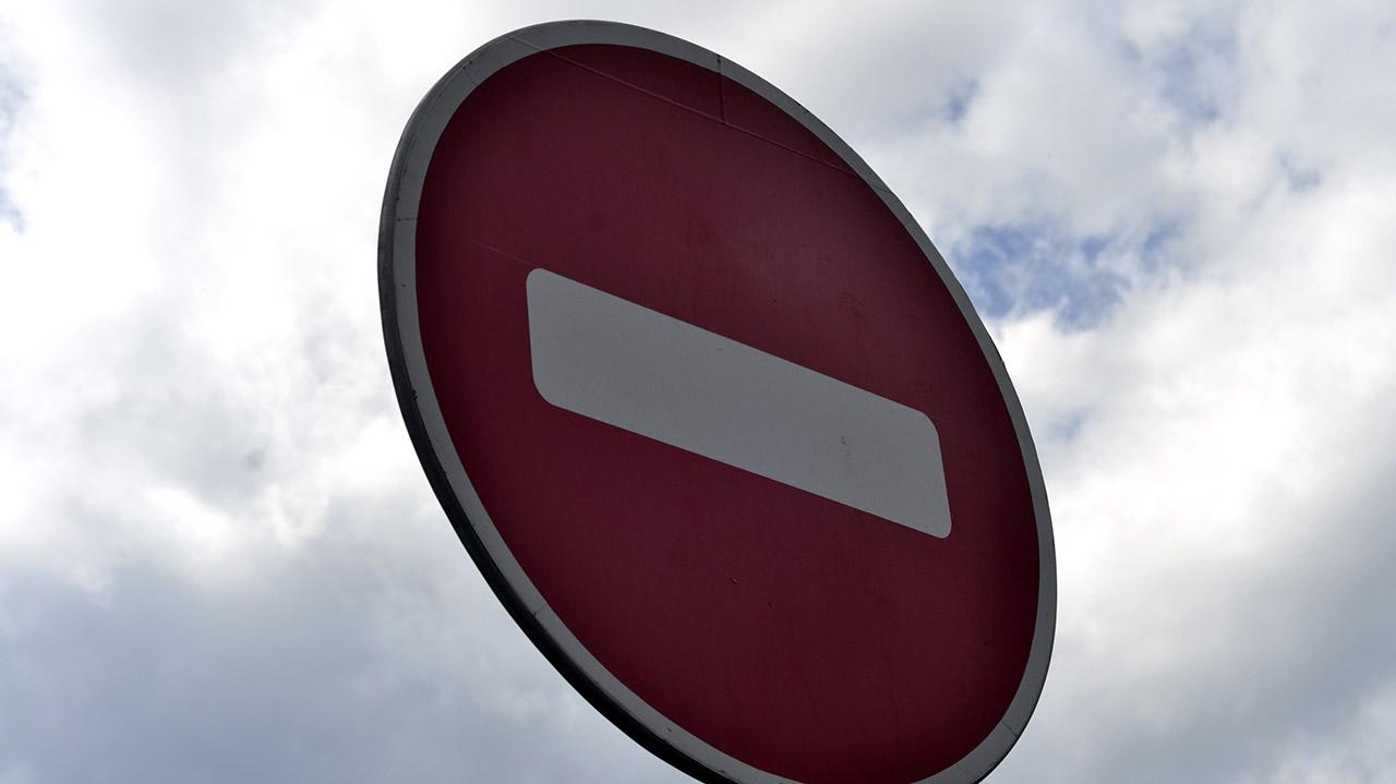 Запрет на движение автомобилей по улице Бабушкина в Иркутске продлили до 1 октября