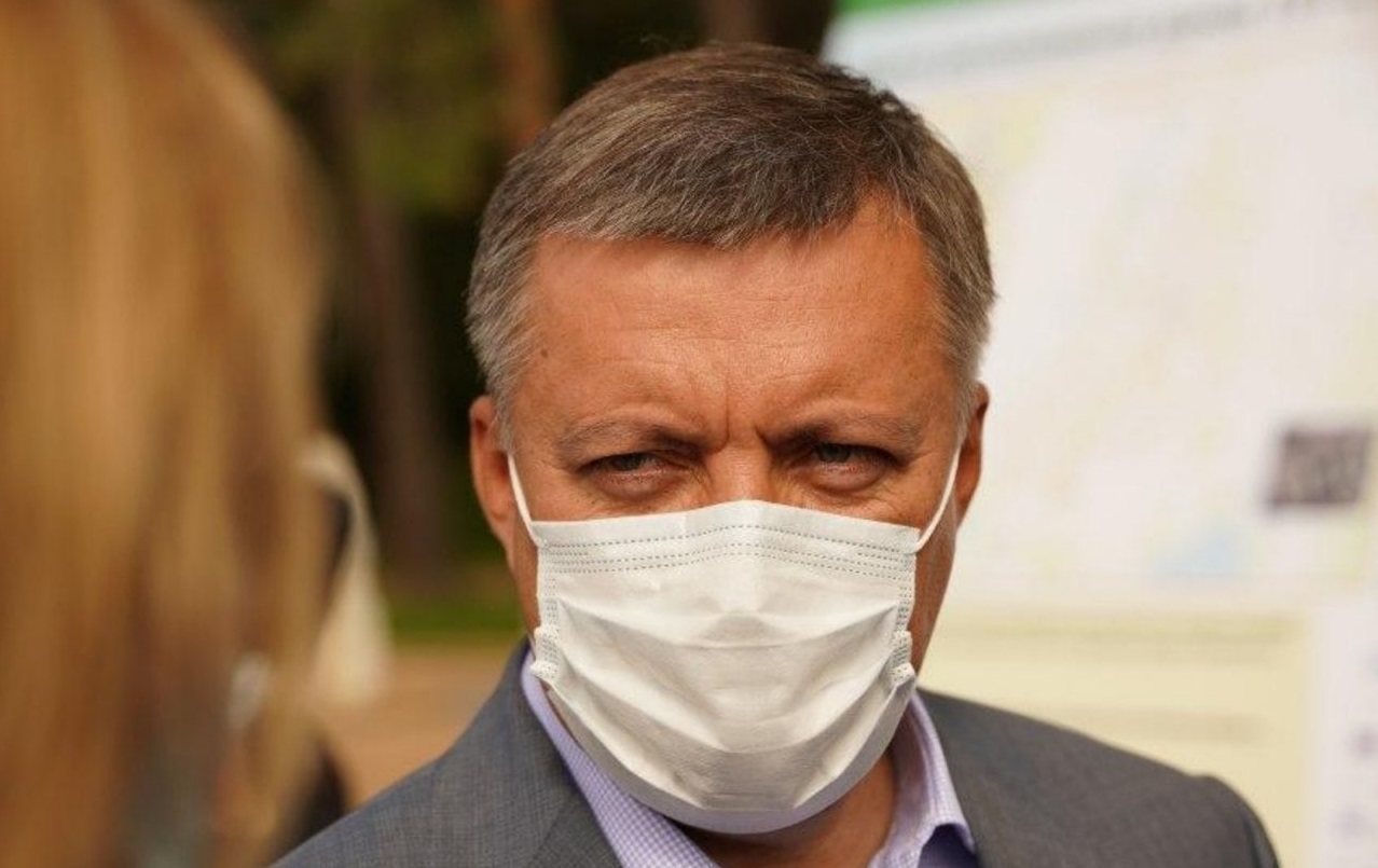 Игорь Кобзев обратился в прокуратуру с просьбой проверить аптеки, завышающие цены на маски