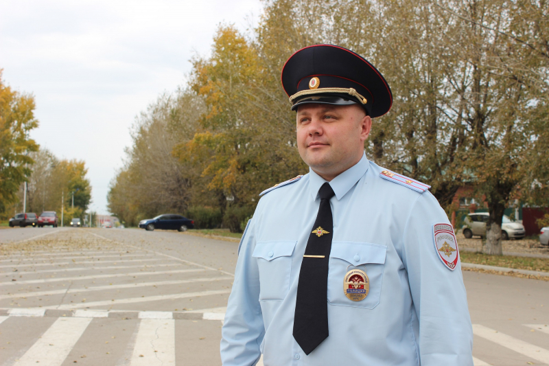 Офицер из Черемхово стал "народным участковым" Иркутской области