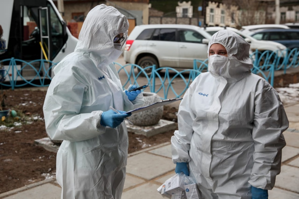 Правительство Приангарья поставило 50 автомобилей в помощь врачам