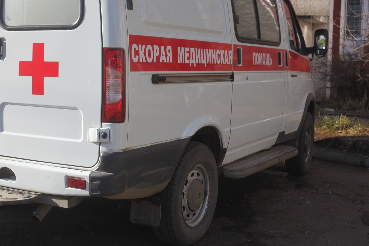 "Вызовов очень много". Работа скорой помощи в Иркутске в период пандемии