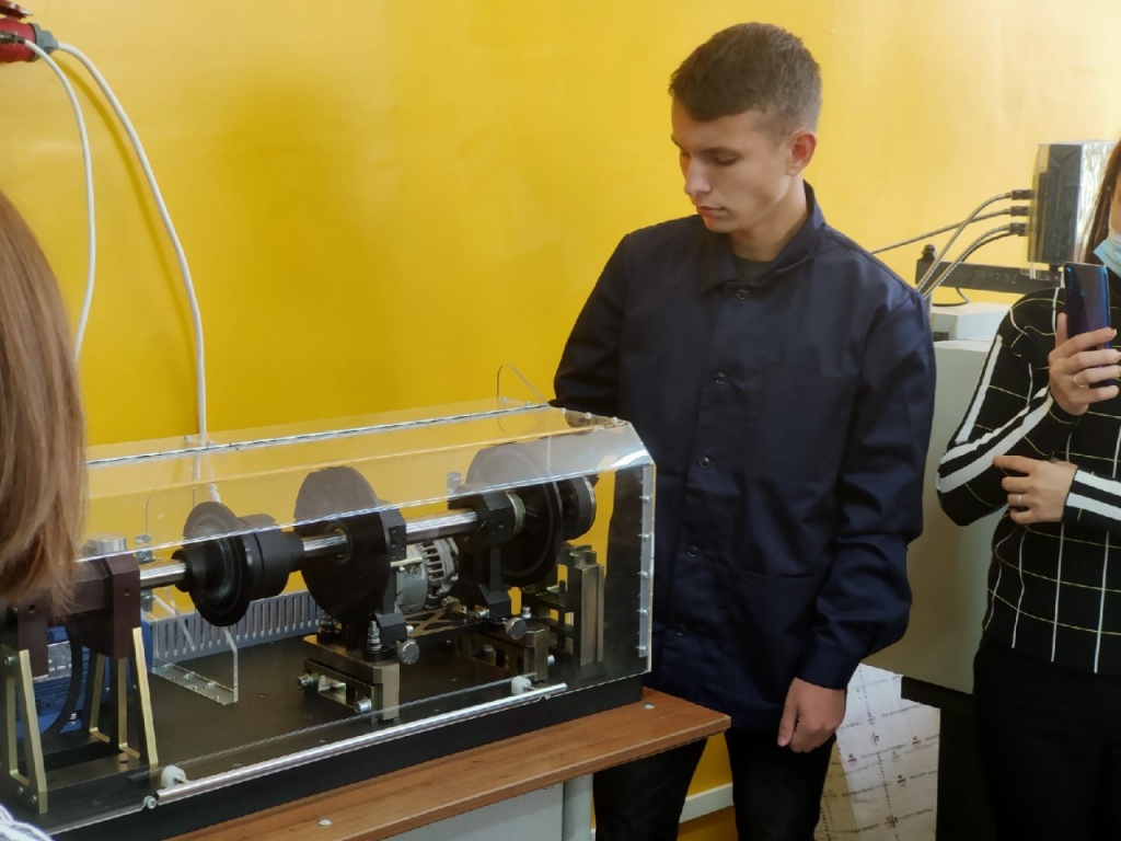В Иркутском техникуме авиастроения и материалообработки открыли новые мастерские