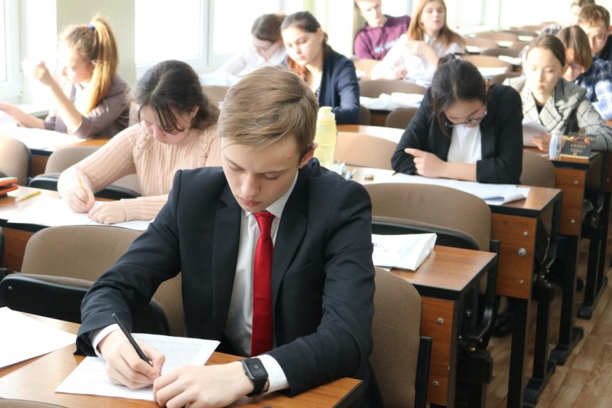 Вузам и ссузам Иркутской области рекомендовали перенести начало занятий
