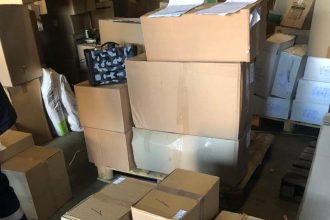 Заксобрание Иркутской области оказывает помощь врачам из красной зоны