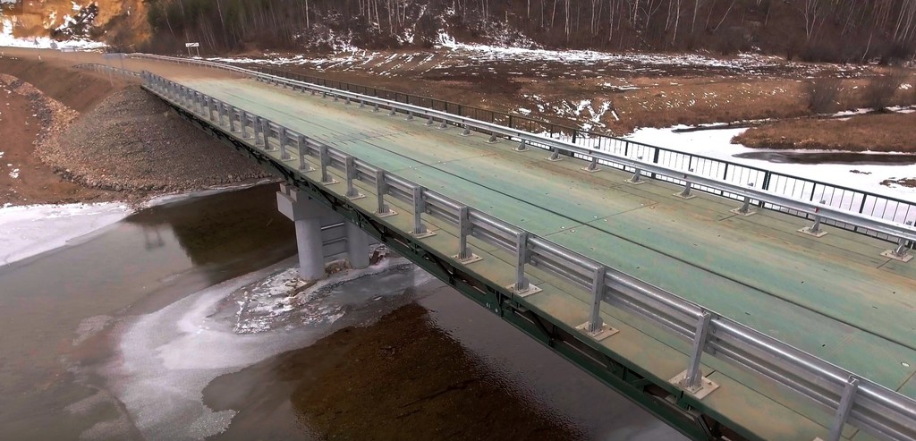 Мост через реку Манзурка в Качугском районе вели в эксплуатацию