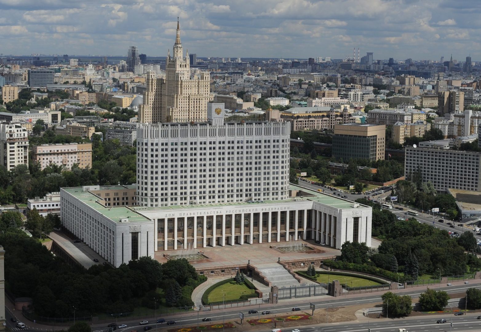 Путин освободил от должности министров транспорта и природных ресурсов России