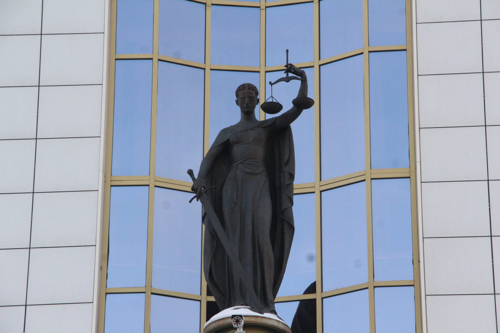 Двое бывших чиновников выплатят государству ущерб в пять миллионов рублей за хищение 160 тонн грунта