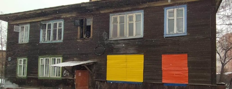 Пять человек спасли на пожаре в доме по улице Сарафановской в Иркутске