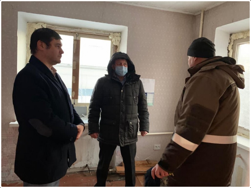 Специалисты из Москвы обследуют первую ангарскую "хрущёвку"