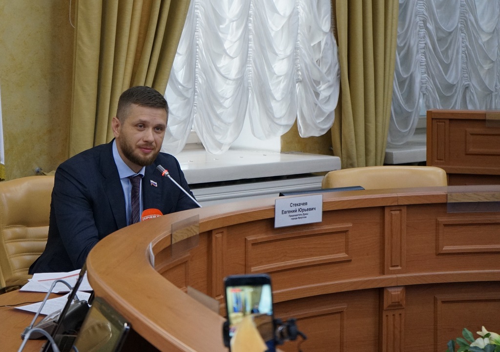 Спикер Думы Иркутска рассказал о ситуации с лесом в Академгородке и застройкой у ипподрома