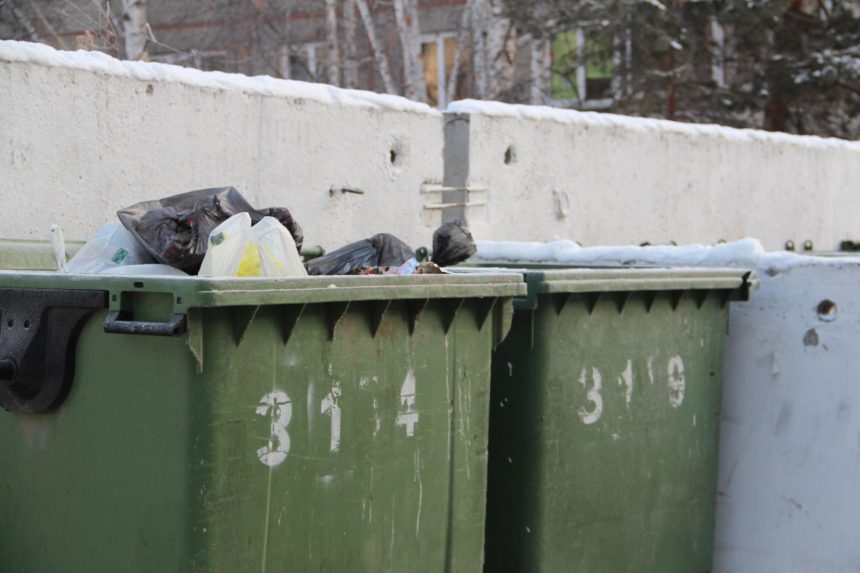 Жители Приангарья задолжали более 70 миллионов рублей за вывоз мусора