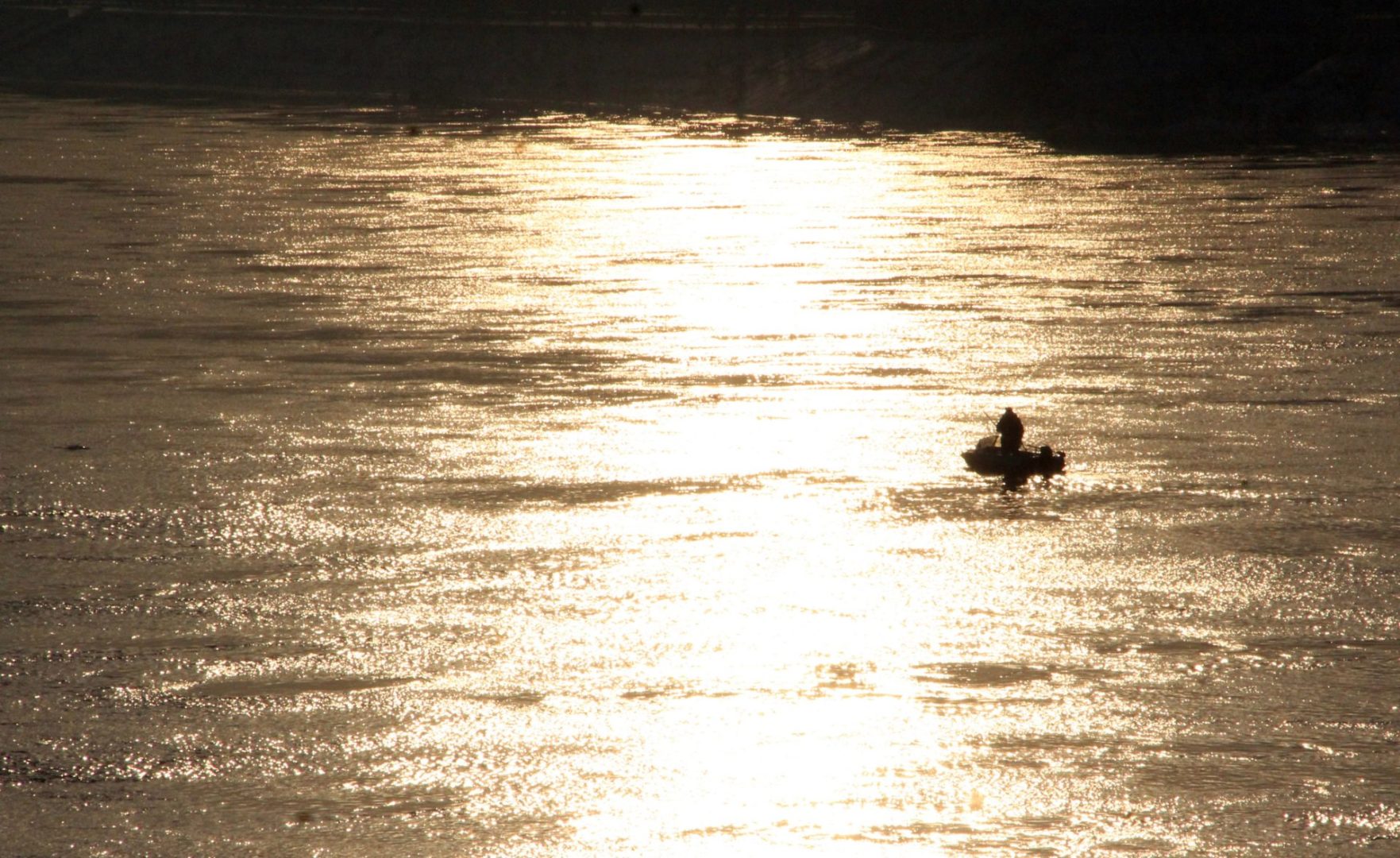 35-летний иркутянин выловил хариуса на 40 тысяч рублей