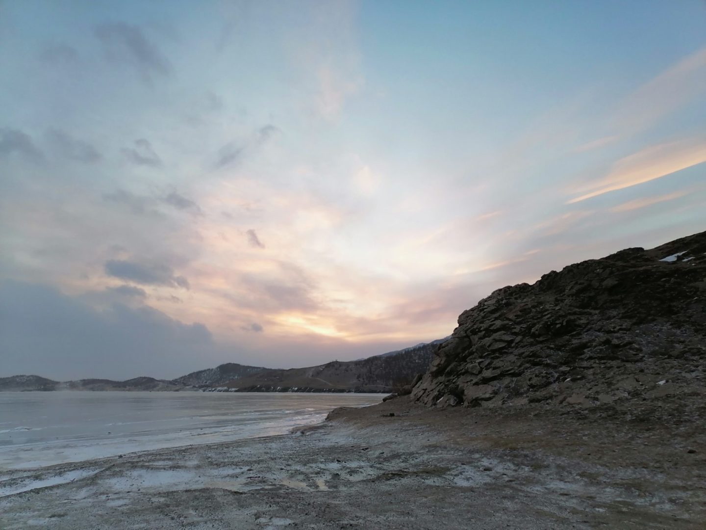 Два шестибалльных землетрясения произошли в Монголии ночью 15 января