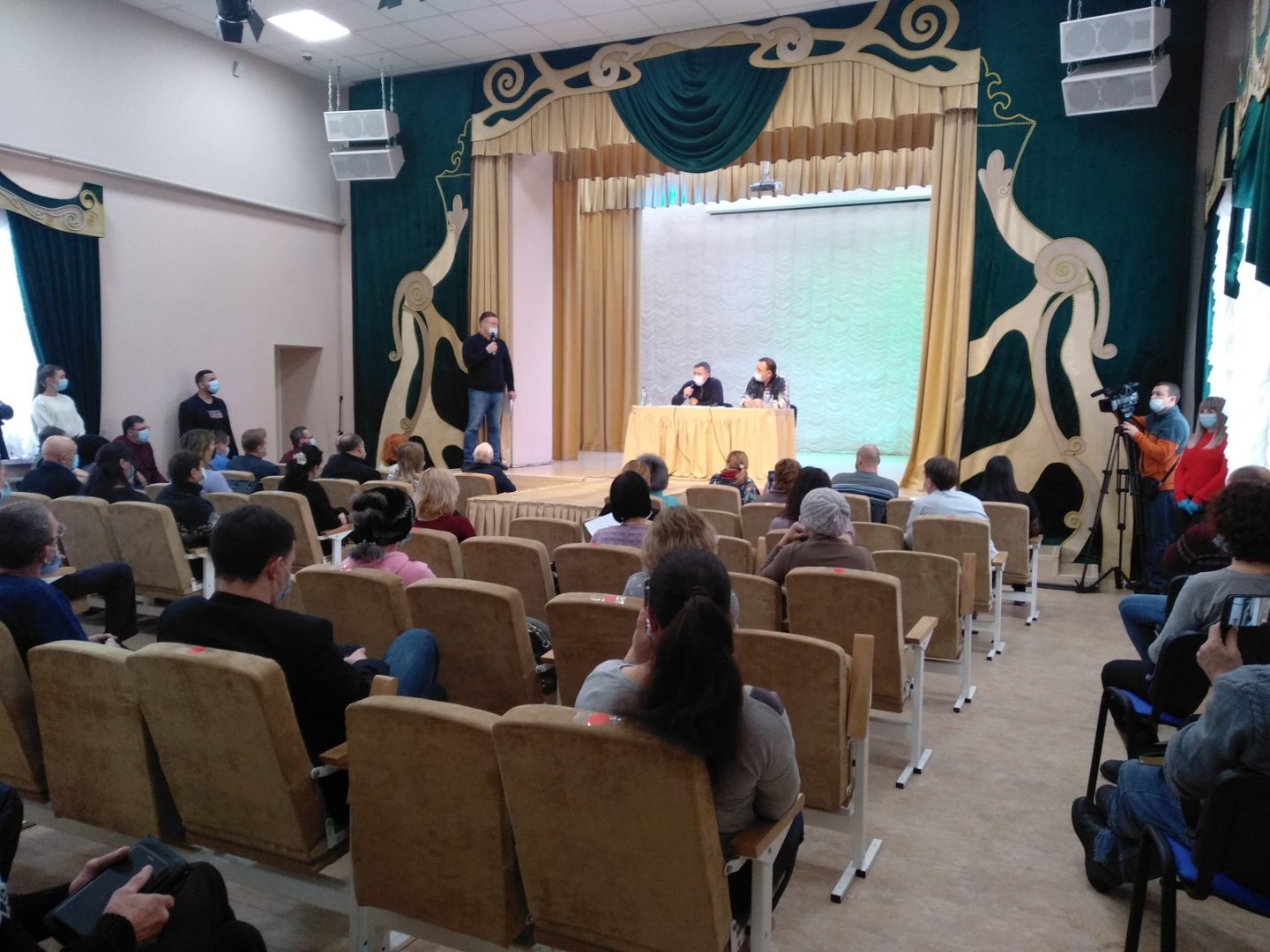 Игорь Кобзев встретился с жителями Иркутского района