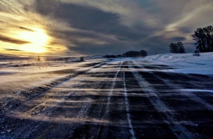 Сильный ветер, снег и метели прогнозируют в Иркутской области 3 и 4 января