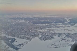 В Иркутске и ряде других городов России люди вышли на несанкционированные акции