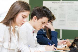 В России предлагают отменить ОГЭ для девятиклассников