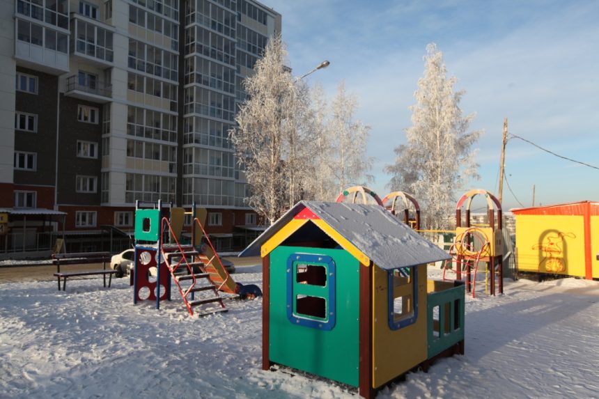 Детские площадки инвентаризируют в Иркутске до конца февраля