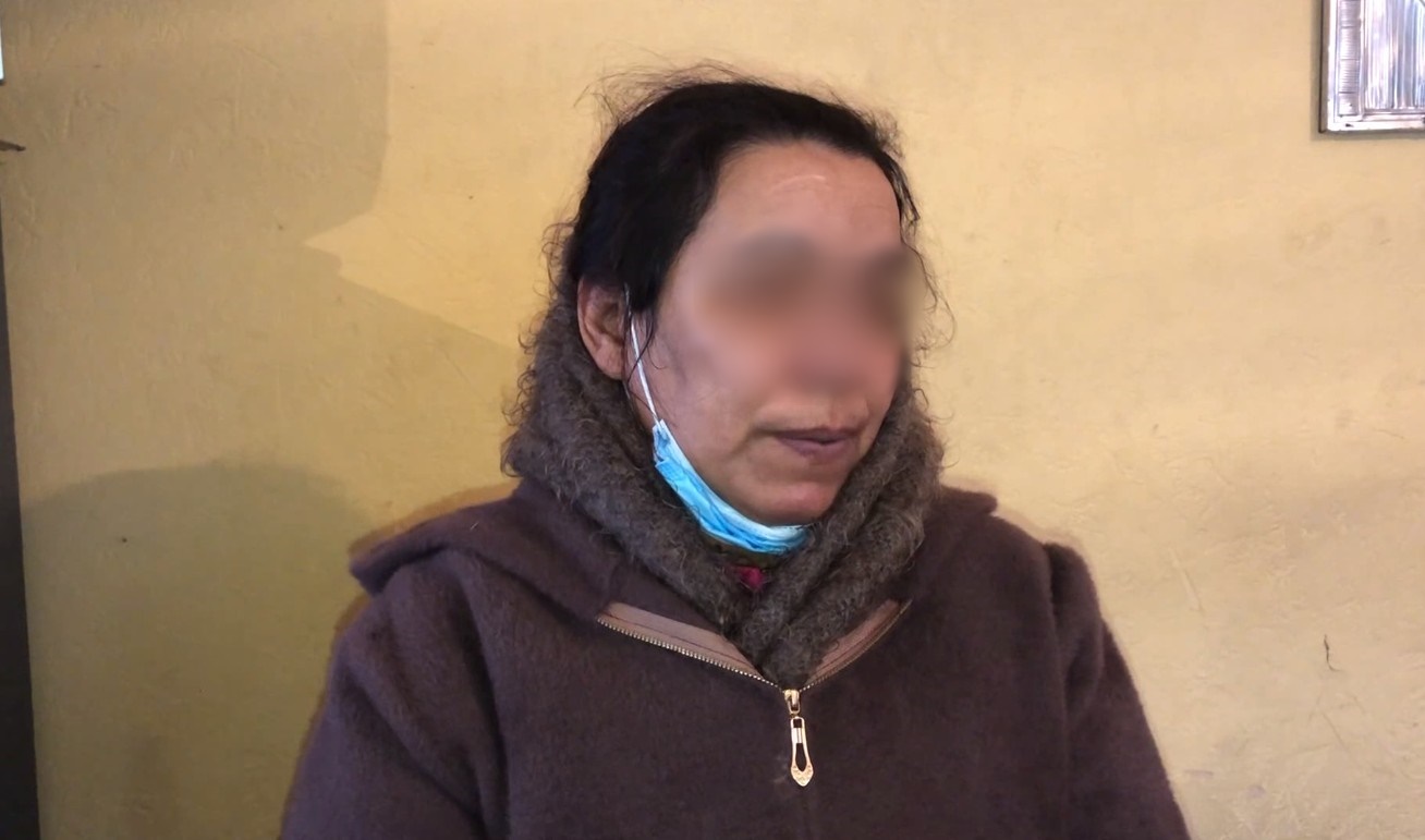 Мошенница сняла с иркутянки "порчу" и золотые украшения