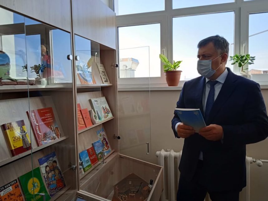 В Усть-Ордынском открыли новое здание Национальной библиотеки