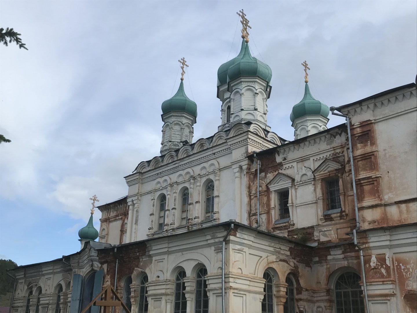 Волонтёров приглашают помочь в восстановлении старинных зданий в Приангарье