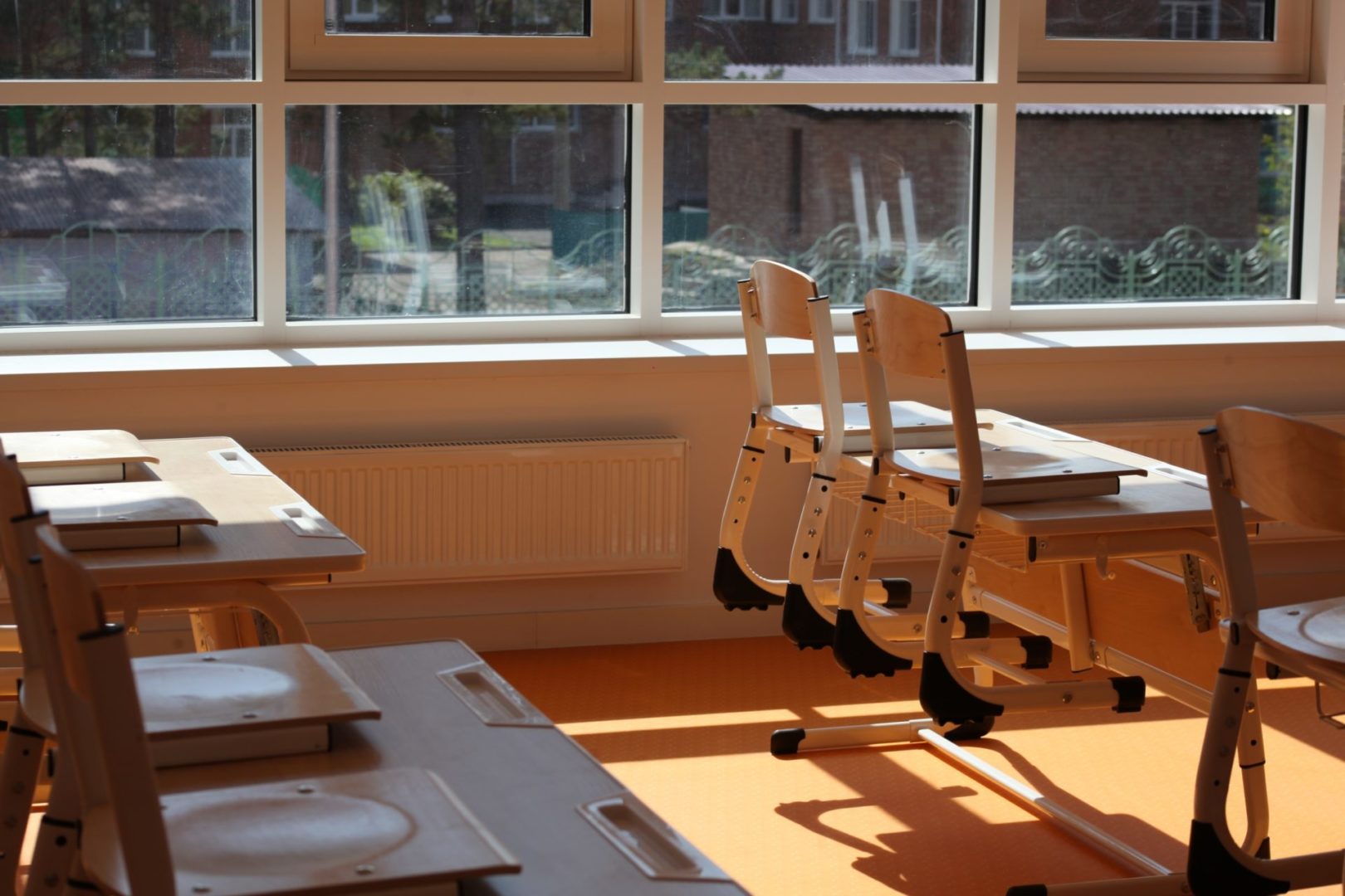 АЭХК оснастил школы Ангарска обеззараживателями воздуха