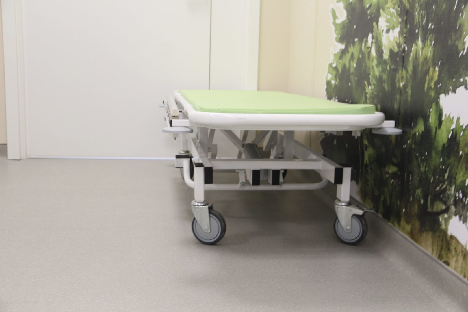 Более 1900 человек умерло от коронавируса в Иркутской области за время пандемии