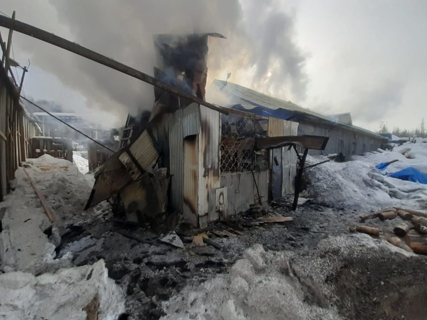 Здание некоммерческой религиозной организации горело в Усть-Илимске
