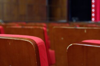 Иркутский музыкальный театр поставил новую оперетту "Женихи"