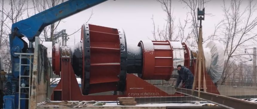 На Иркутскую ГЭС доставили вал генератора для гидроагрегата №1
