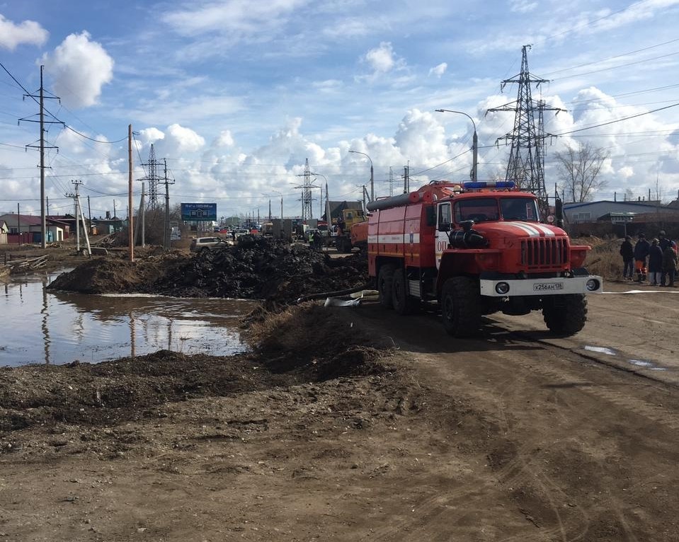 Режим ЧС ввели в Иркутском районе из-за активного снеготаяния
