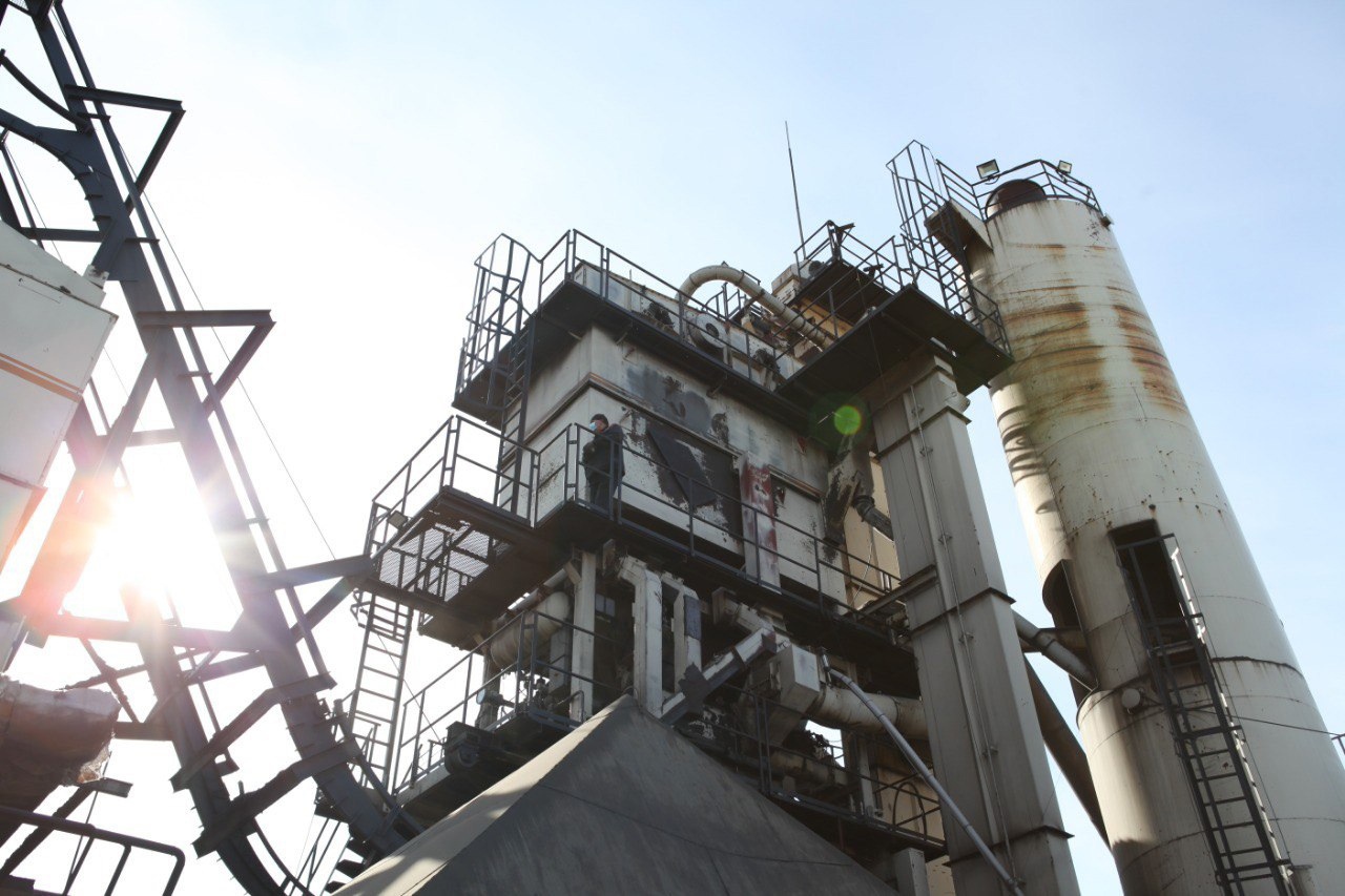Асфальтобетонный завод запустили в Иркутске