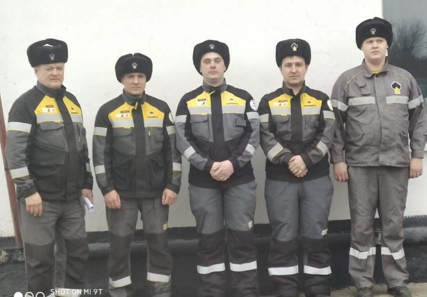 Пожарные в Усть-Куте спасли тонущего пятилетнего мальчика