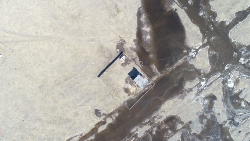 Девять участков остаются подтопленными в Иркутской области