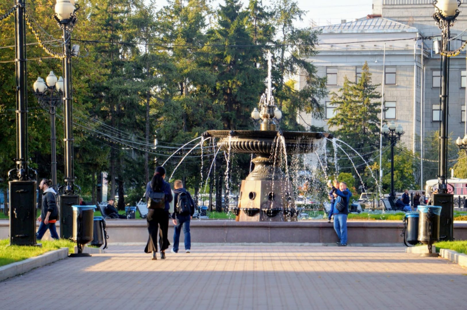 Фонтаны в Иркутске готовят к запуску