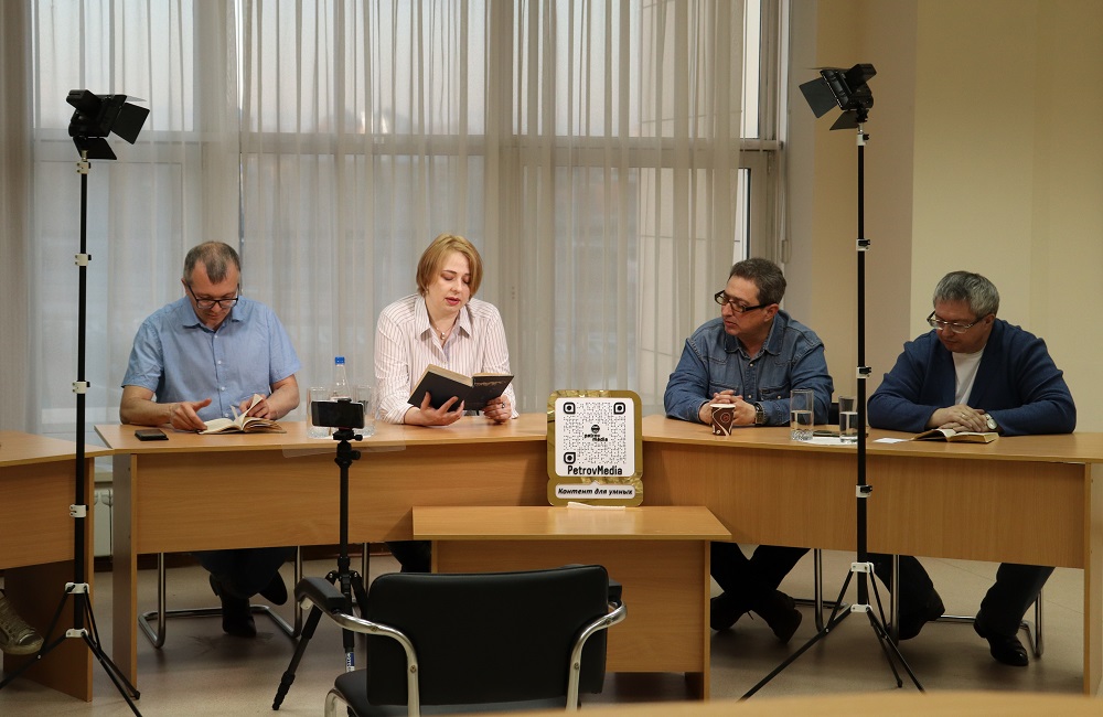 Онлайн-события «КНИГАМАРТА» собрали 30 тысяч просмотров