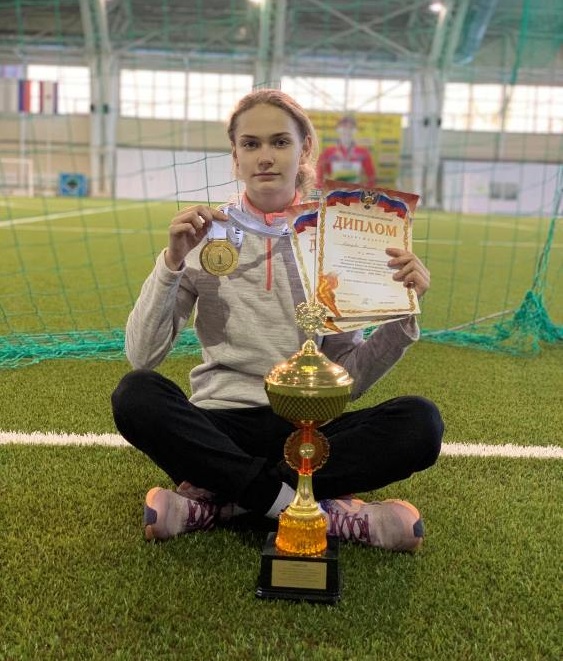 Спортсменка из Ангарска выиграла соревнования по легкоатлетическому четырёхборью «Шиповка юных»