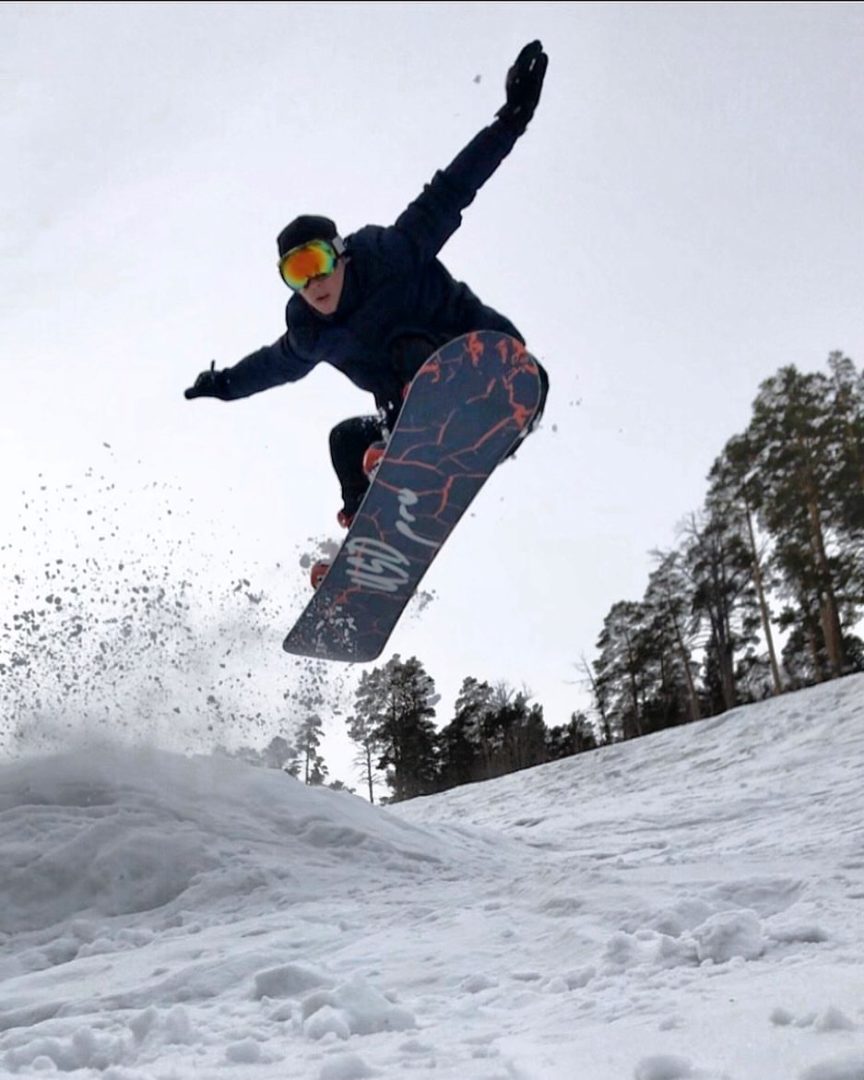 Tele2 провела фотоконкурс для любителей горных склонов «Пихтовой горы» в Братске