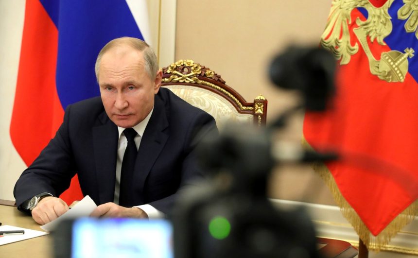 Владимир Путин выступит с посланием Федеральному собранию 21 апреля