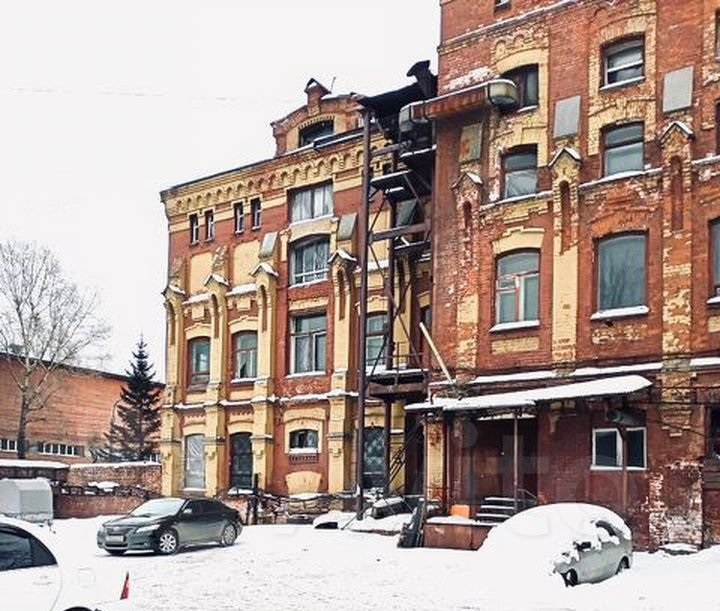 Здание бывшего завода "Кедр" в Иркутске снова выставили на продажу