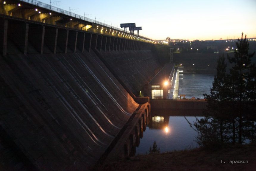 Министр энергетики России поддержал идею переноса дороги с плотины Братской ГЭС