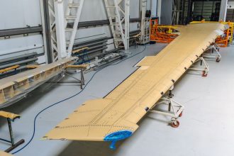 МС-21 в Иркутске начинают собирать с российским крылом