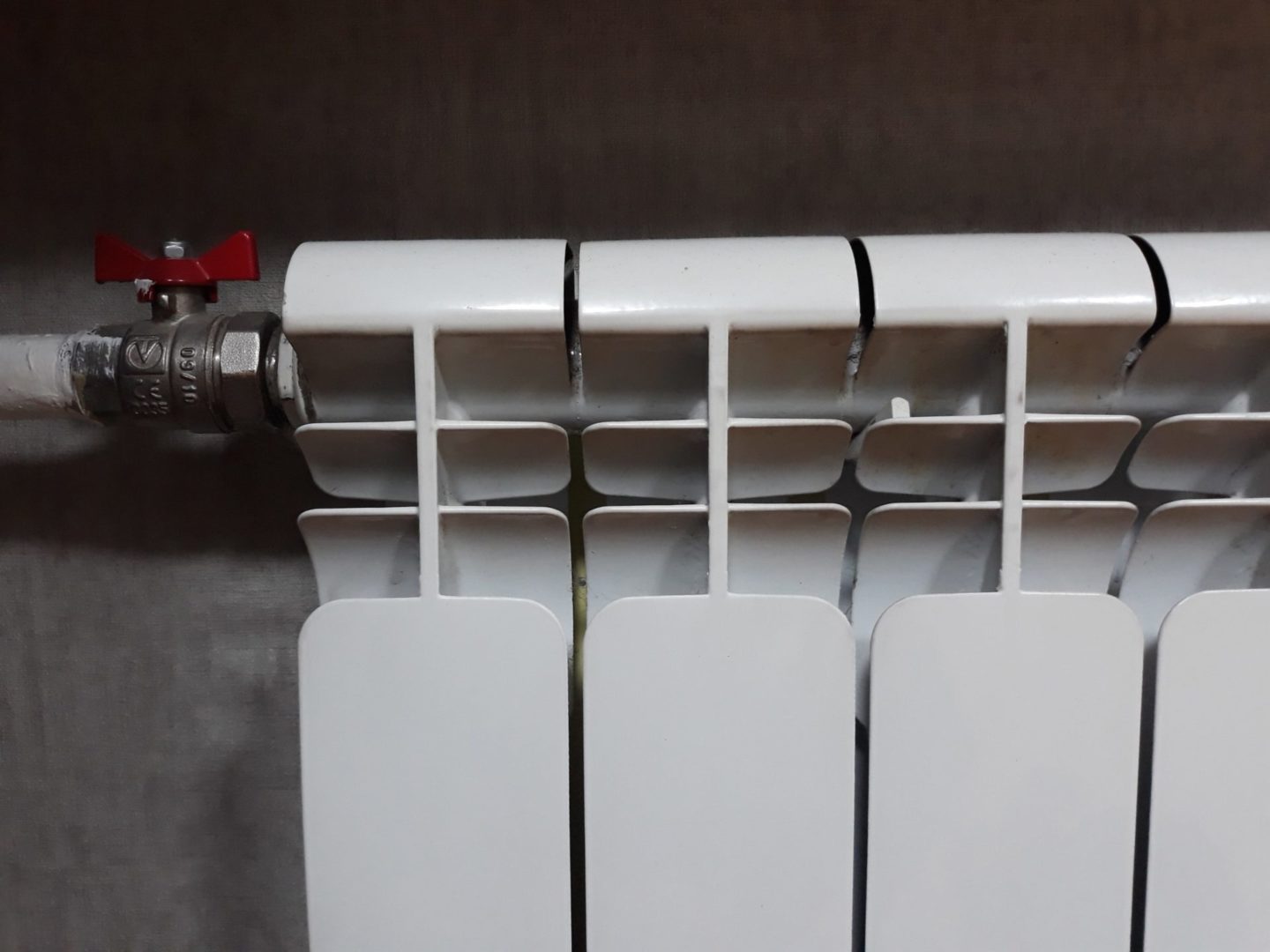 Отопление в домах Иркутска начнут отключать 20 мая