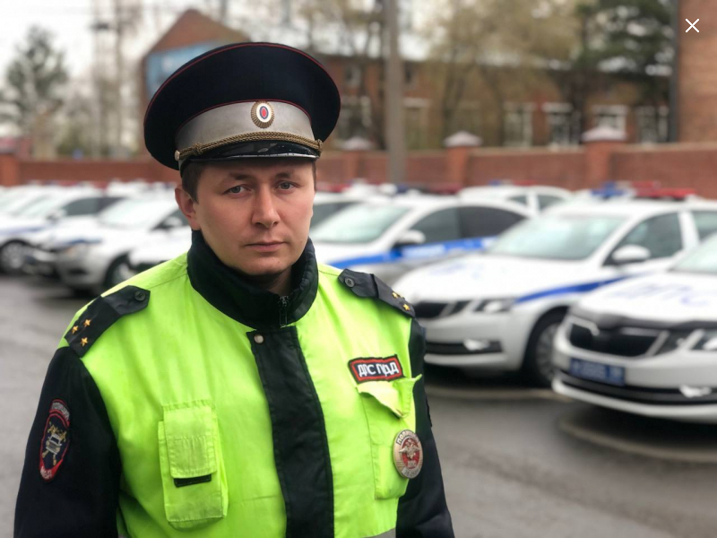 Полицейские помогли спасти жизнь пожилой иркутянке, потерявшей сознание 