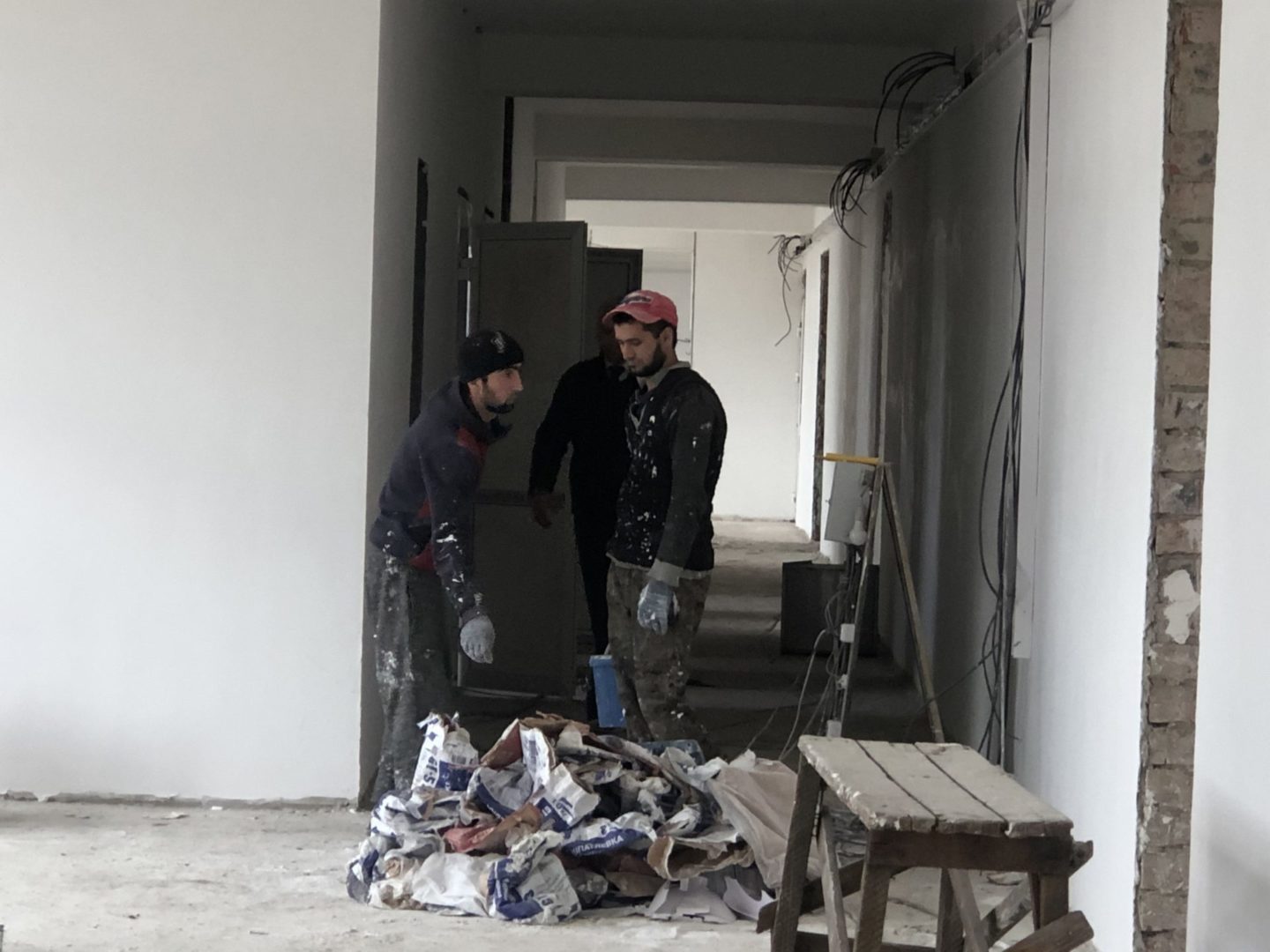 109 незаконных мигрантов выдворили из страны с начала года в Иркутской области