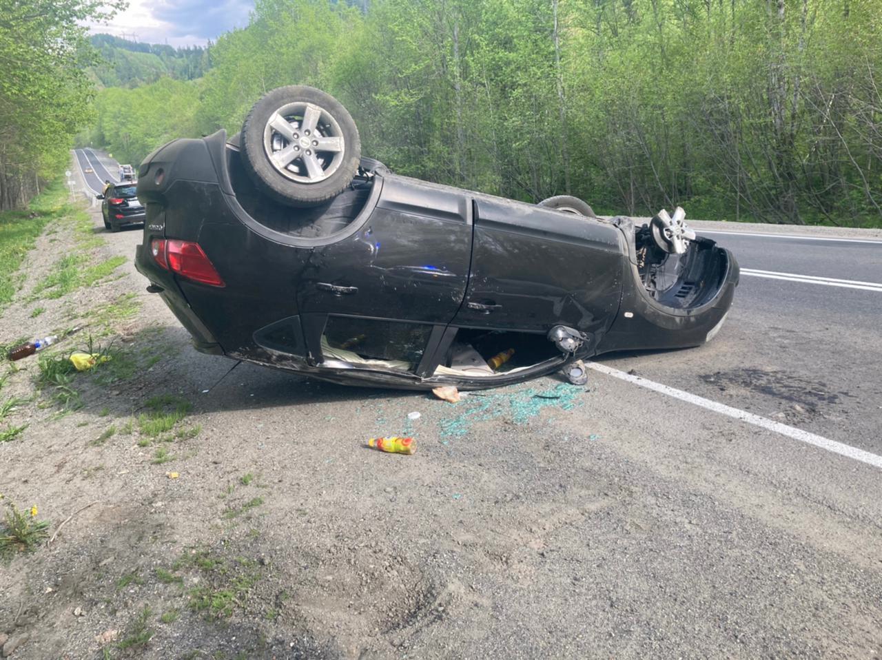 Двое жителей Бурятии пострадали в аварии в районе Солзана